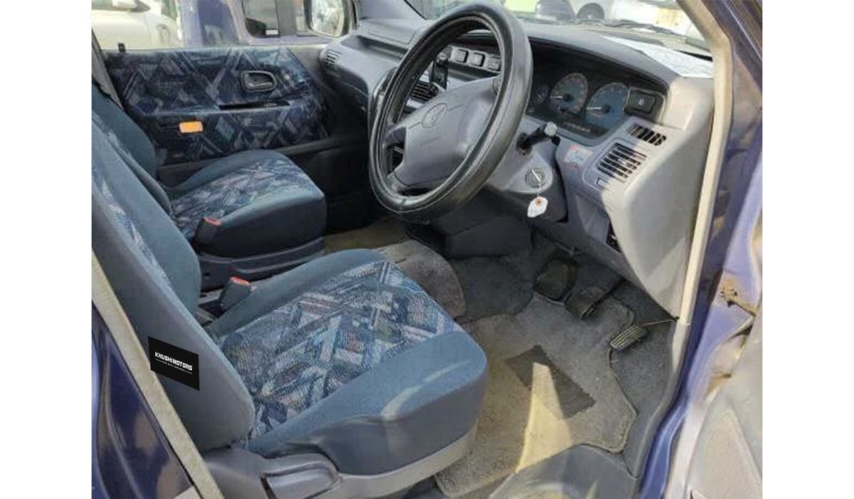 1998 Toyota Townace Noah image-6