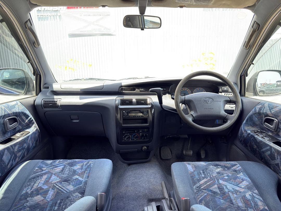 1998 Toyota Townace Noah image-15
