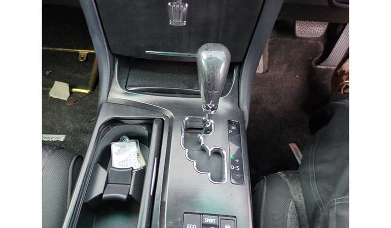 2009 Toyota Crown image-4