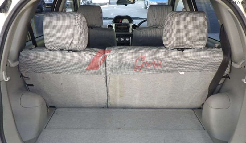 2003 Toyota IST image-2