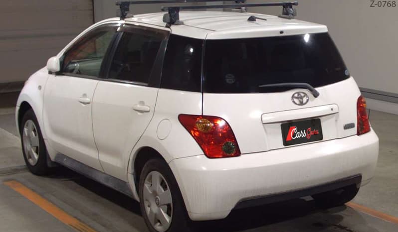 2003 Toyota IST image-3