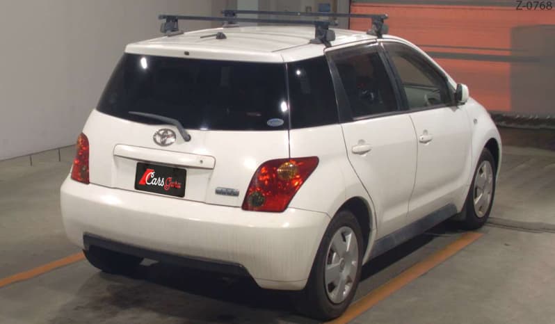 2003 Toyota IST image-5