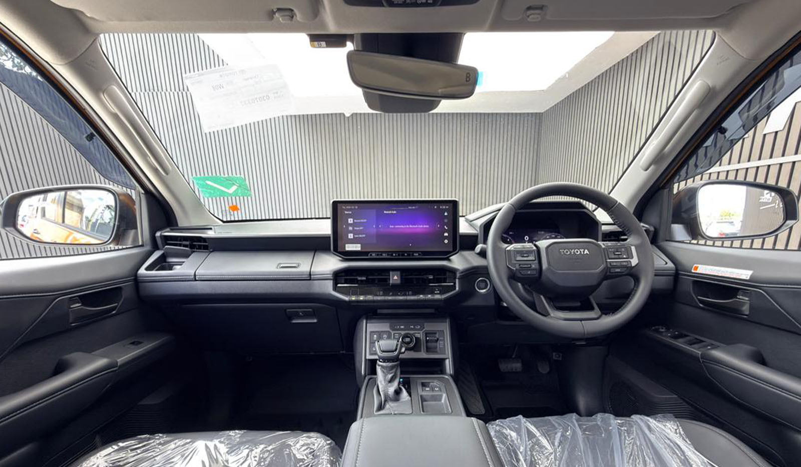 2026 Toyota Hilux Travo Overland image-7