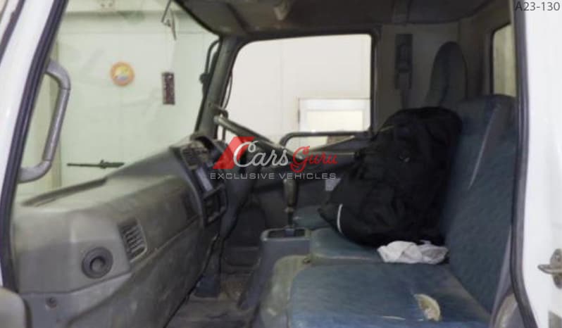 2000 Mitsubishi Fuso Fighter 3 Ton image-2