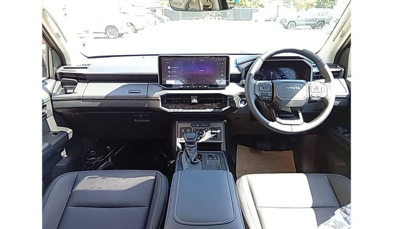 2025 Toyota Hilux Travo Overland Plus image-6