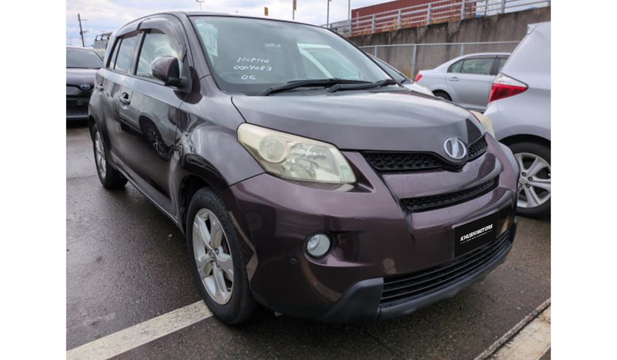 2007 Toyota IST G image-1