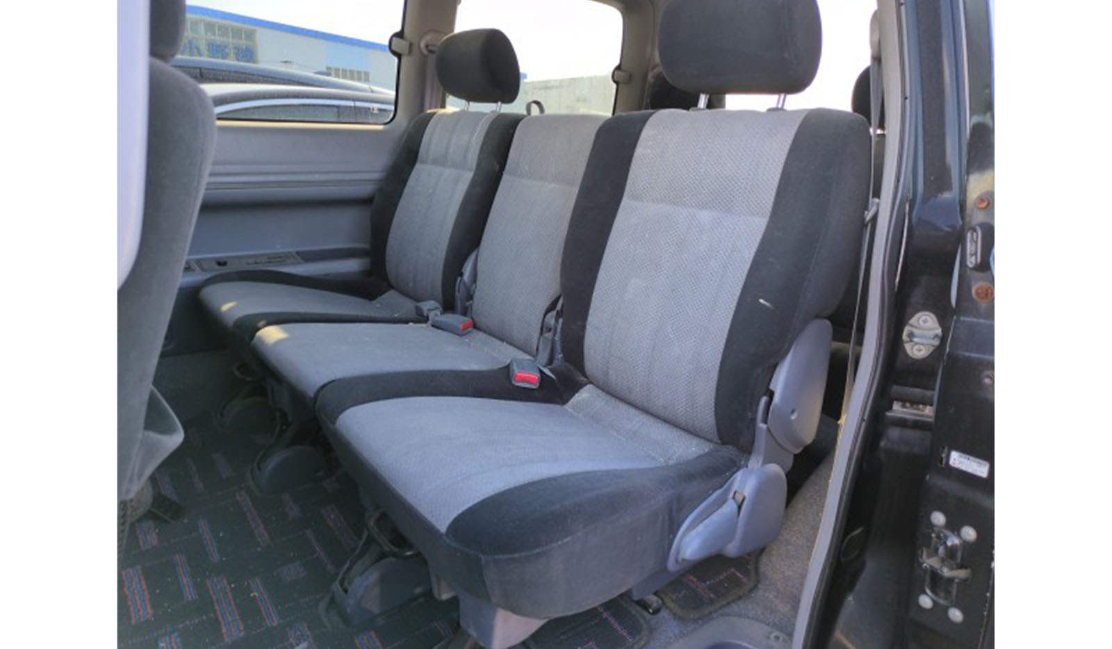 2001 Toyota Liteace Noah Road Tourer image-3