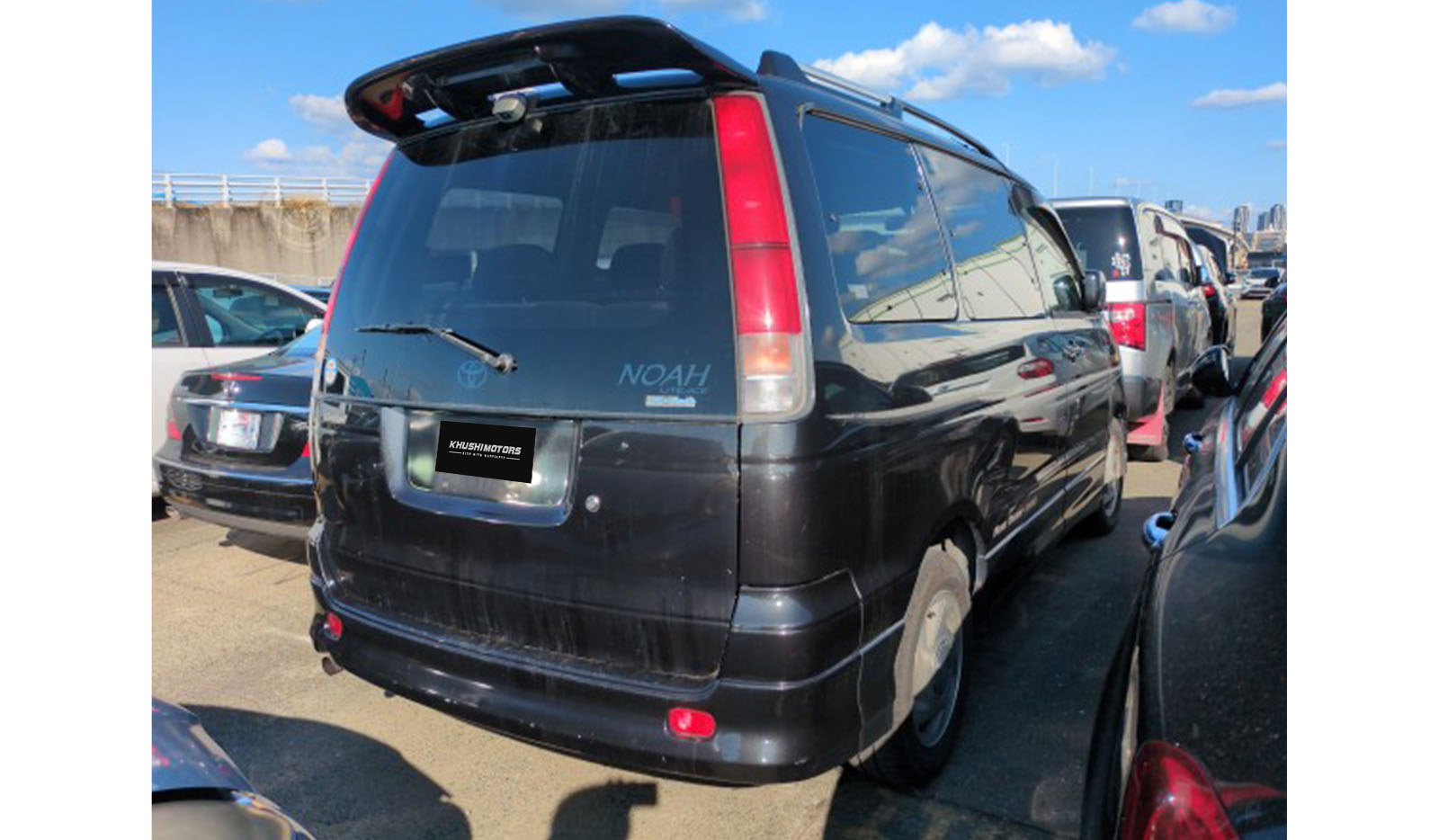 2001 Toyota Liteace Noah Road Tourer image-6