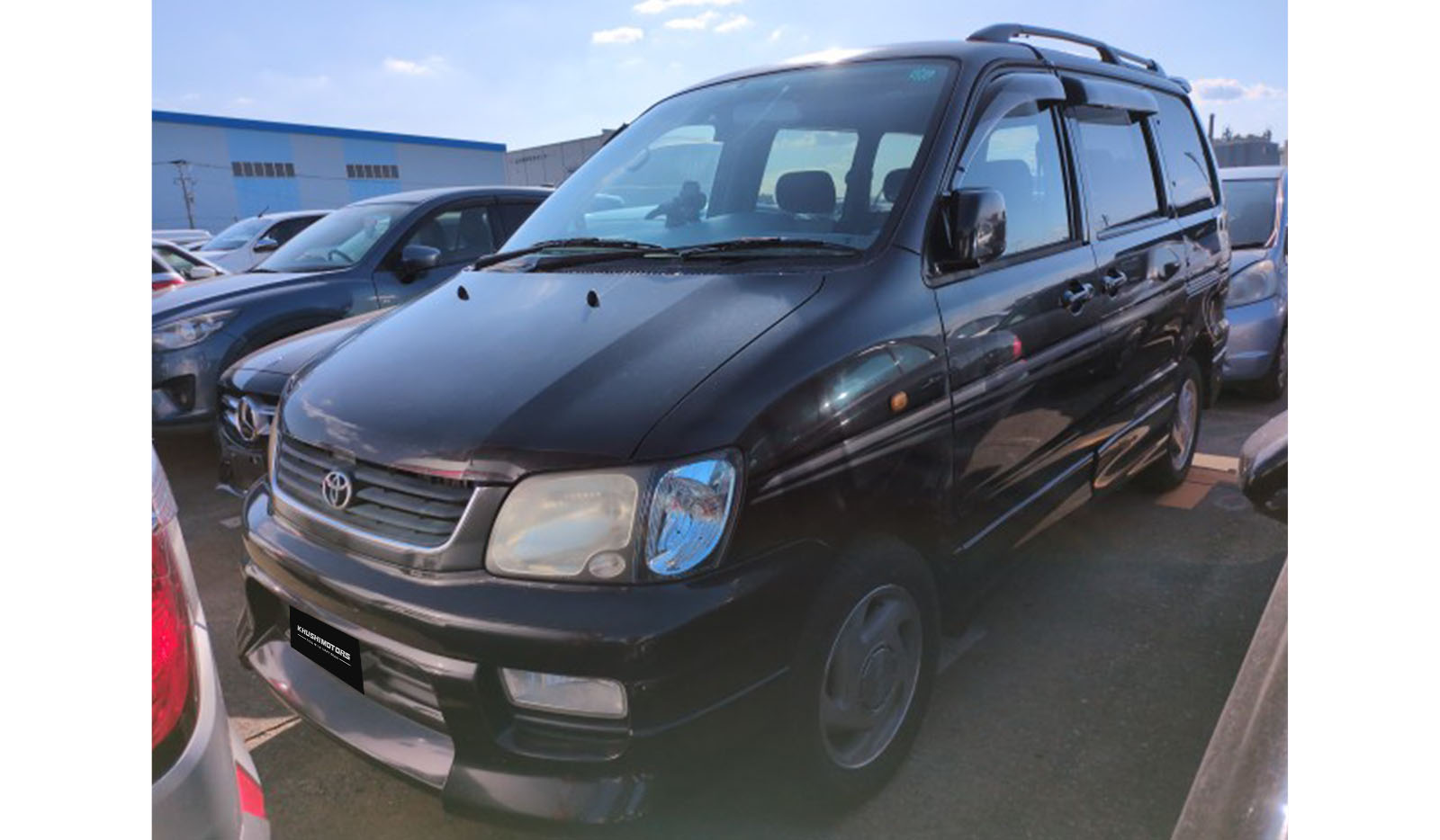 2001 Toyota Liteace Noah Road Tourer image-8