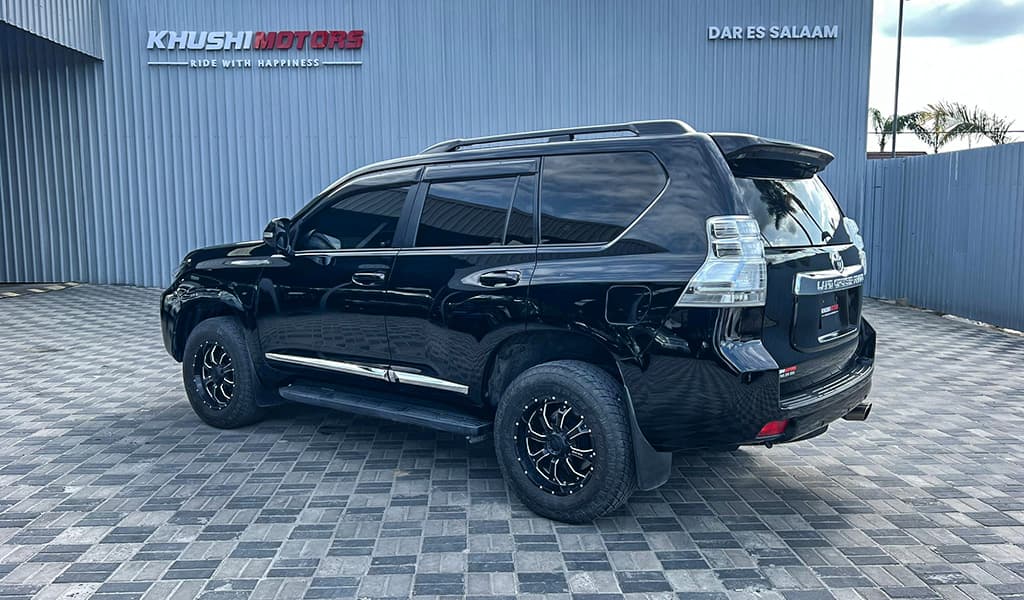 2012 Toyota Land Cruiser Prado TX image-40