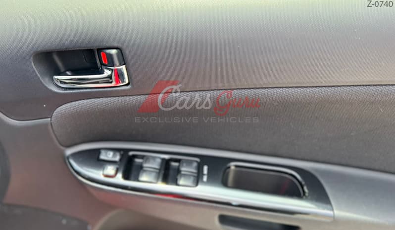 2003 Toyota Wish image-11
