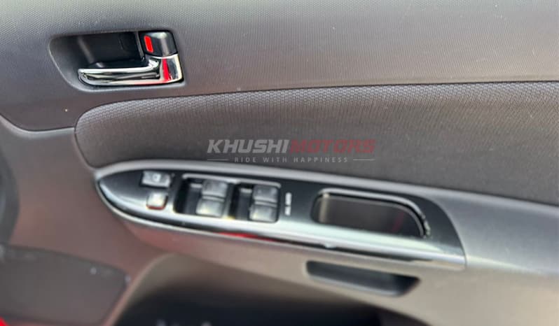 2003 Toyota Wish image-14