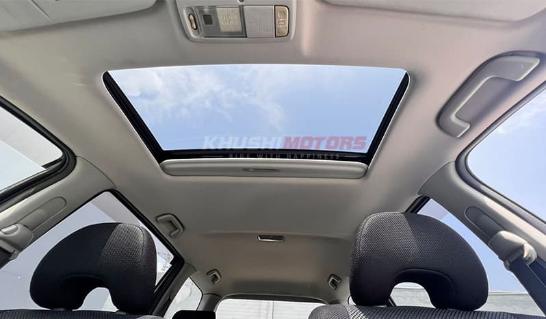 2003 Toyota Wish image-21