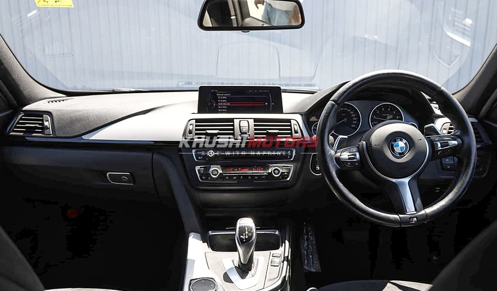 2015 Bmw 3 Series 320i image-7