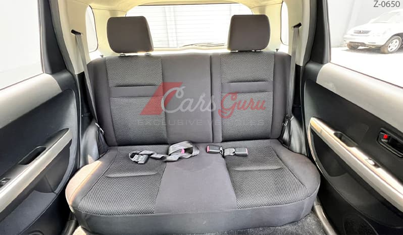 2004 Toyota IST image-4