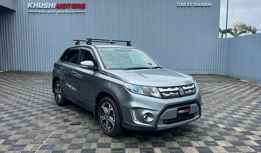 2015 Suzuki Escudo 1.6 image-1