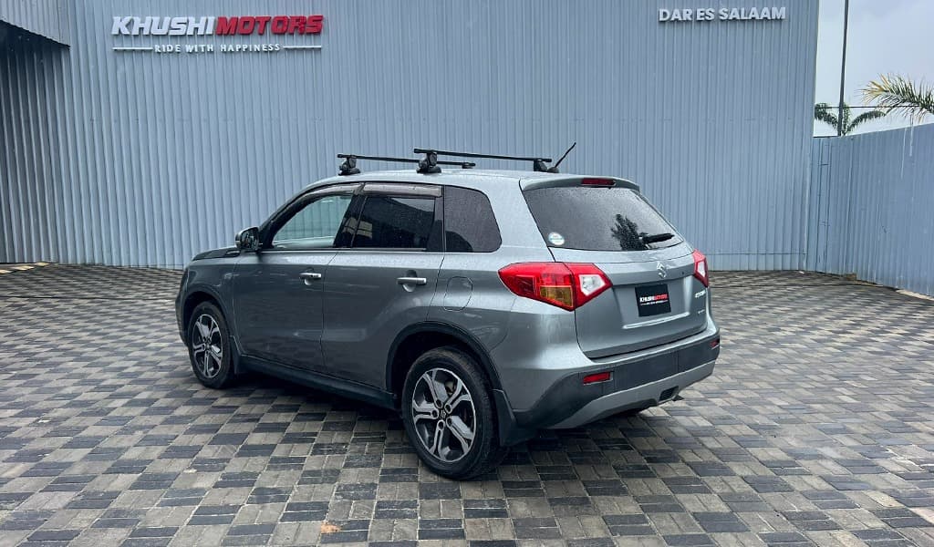 2015 Suzuki Escudo 1.6 image-5