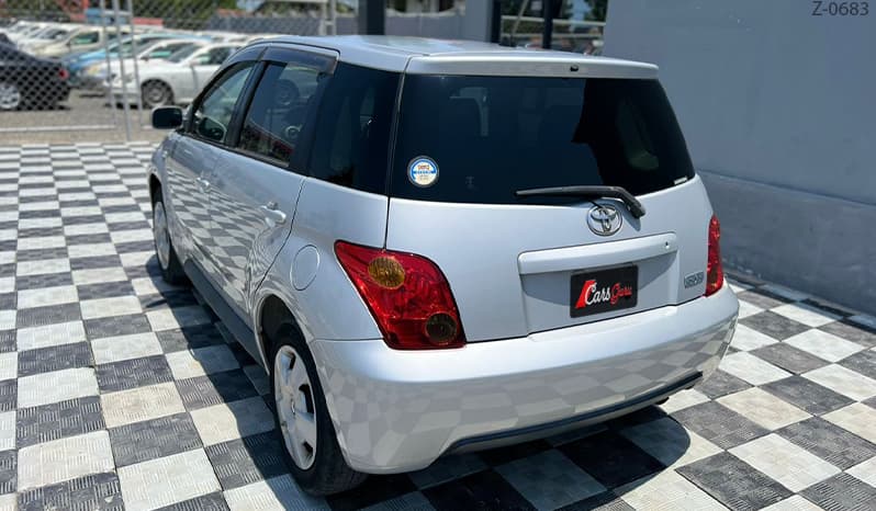 2003 Toyota IST image-5