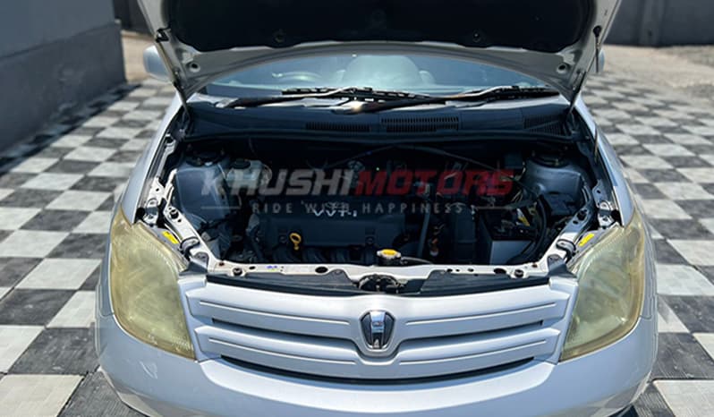 2003 Toyota IST image-15