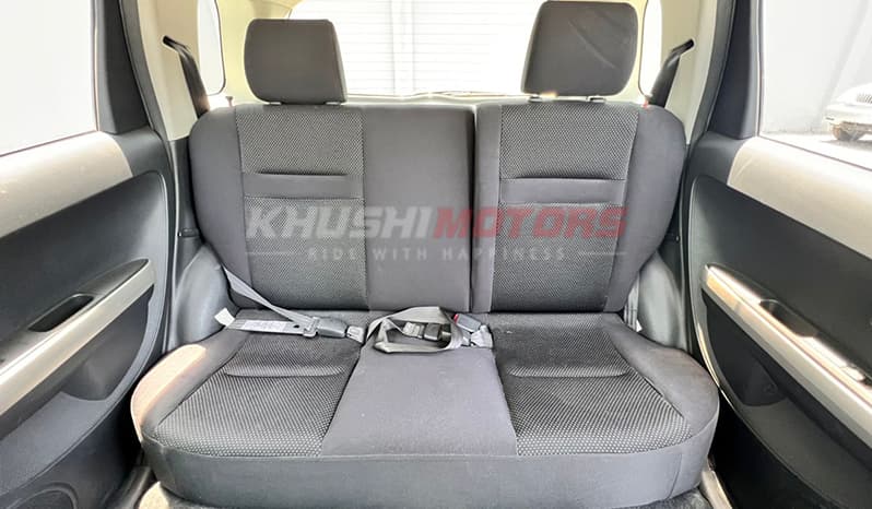2003 Toyota IST image-20