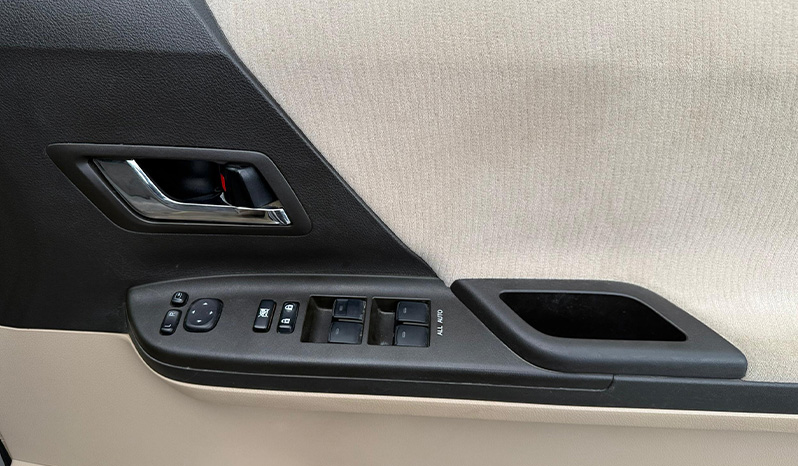 2008 Toyota Alphard X image-13
