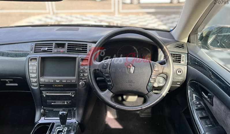 2003 Toyota Crown Athlete image-8