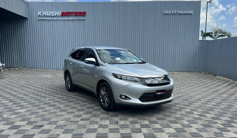 2014 Toyota Harrier image-1
