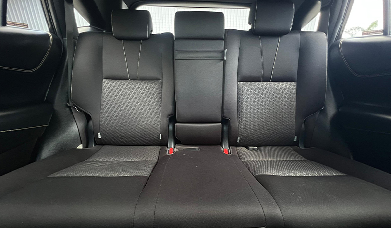 2014 Toyota Harrier image-9