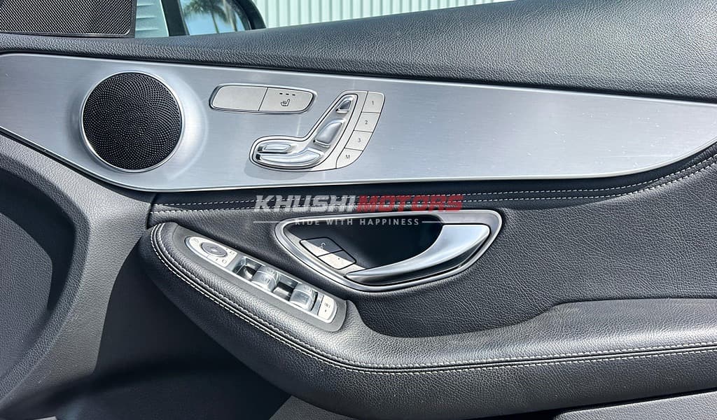 2014 Mercedes-Benz C-Class Avantgarde C180 image-7