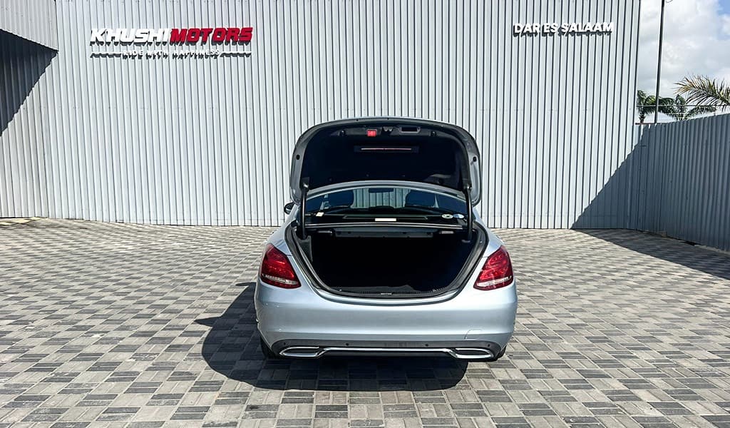 2014 Mercedes-Benz C-Class Avantgarde C180 image-9