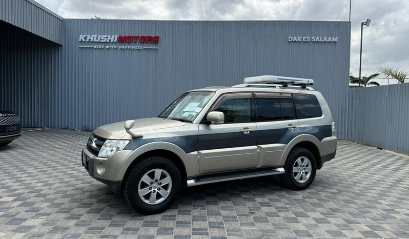 2007 Mitsubishi Pajero Long Exceed image-3