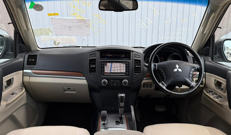 2007 Mitsubishi Pajero Long Exceed image-7