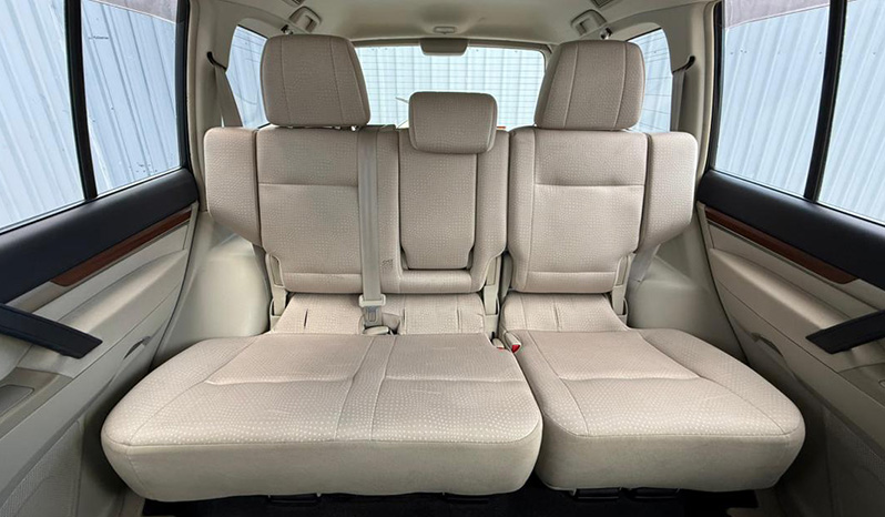 2007 Mitsubishi Pajero Long Exceed image-8
