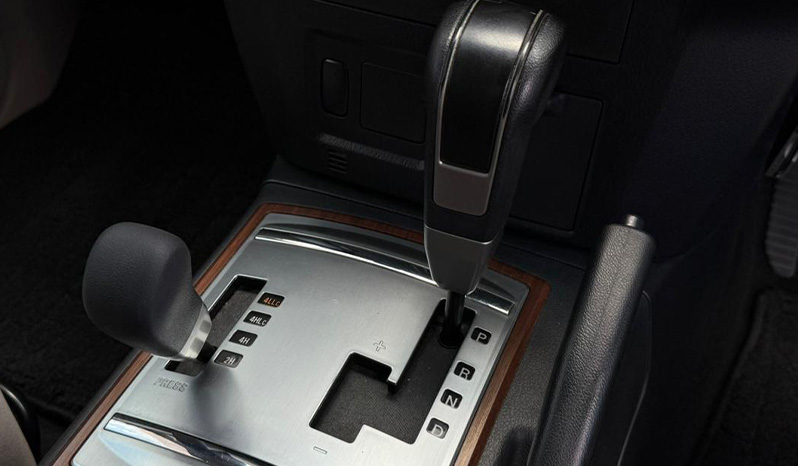 2007 Mitsubishi Pajero Long Exceed image-9