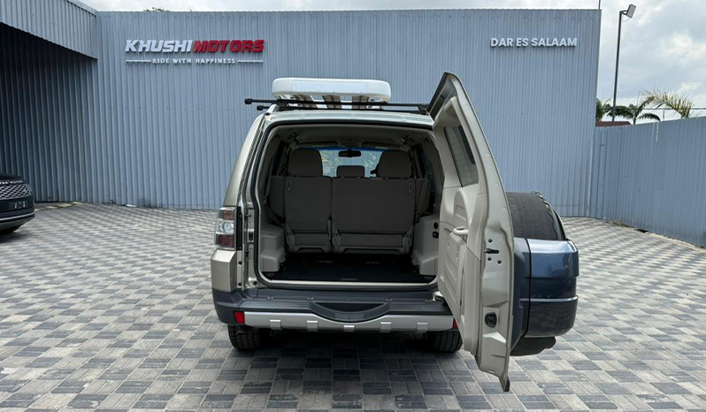 2007 Mitsubishi Pajero Long Exceed image-11
