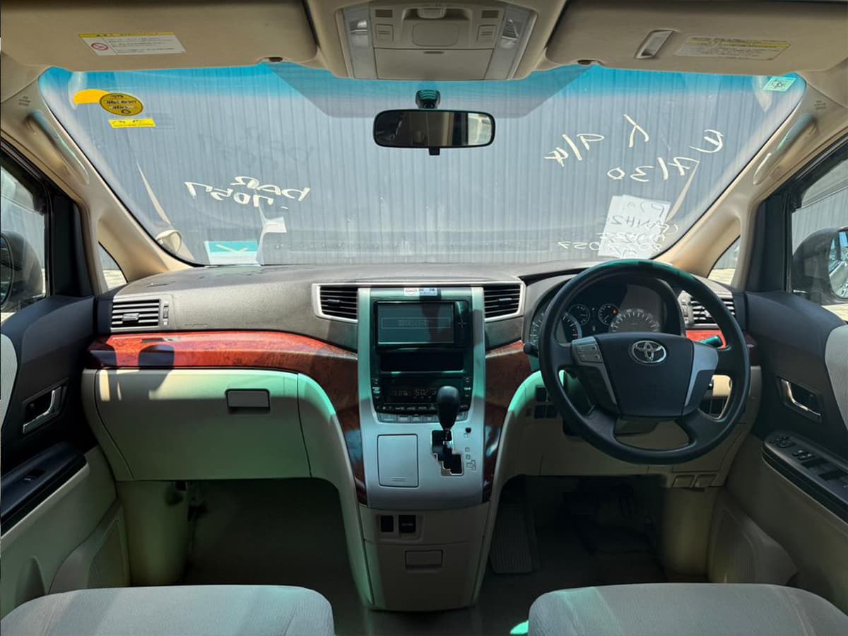 2010 Toyota Alphard X image-9