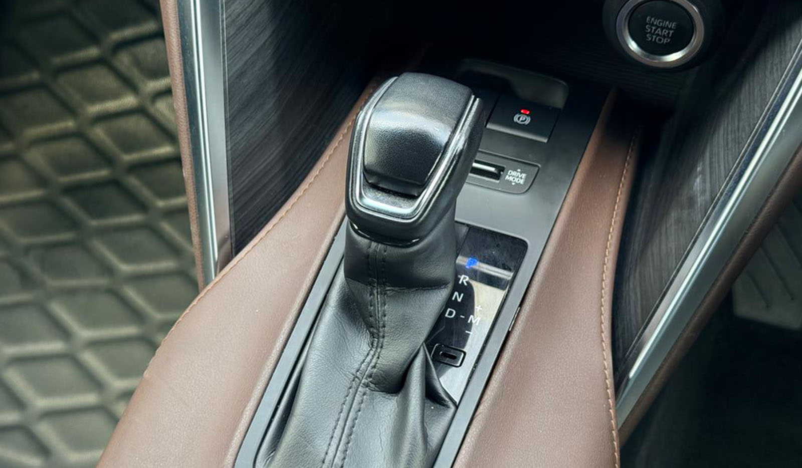 2020 Toyota Harrier Z image-11