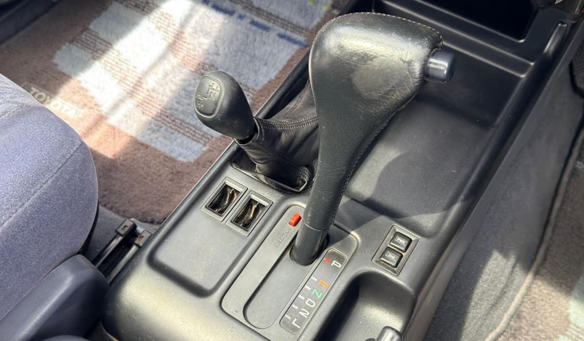 1996 Toyota Land Cruiser Prado TX image-7