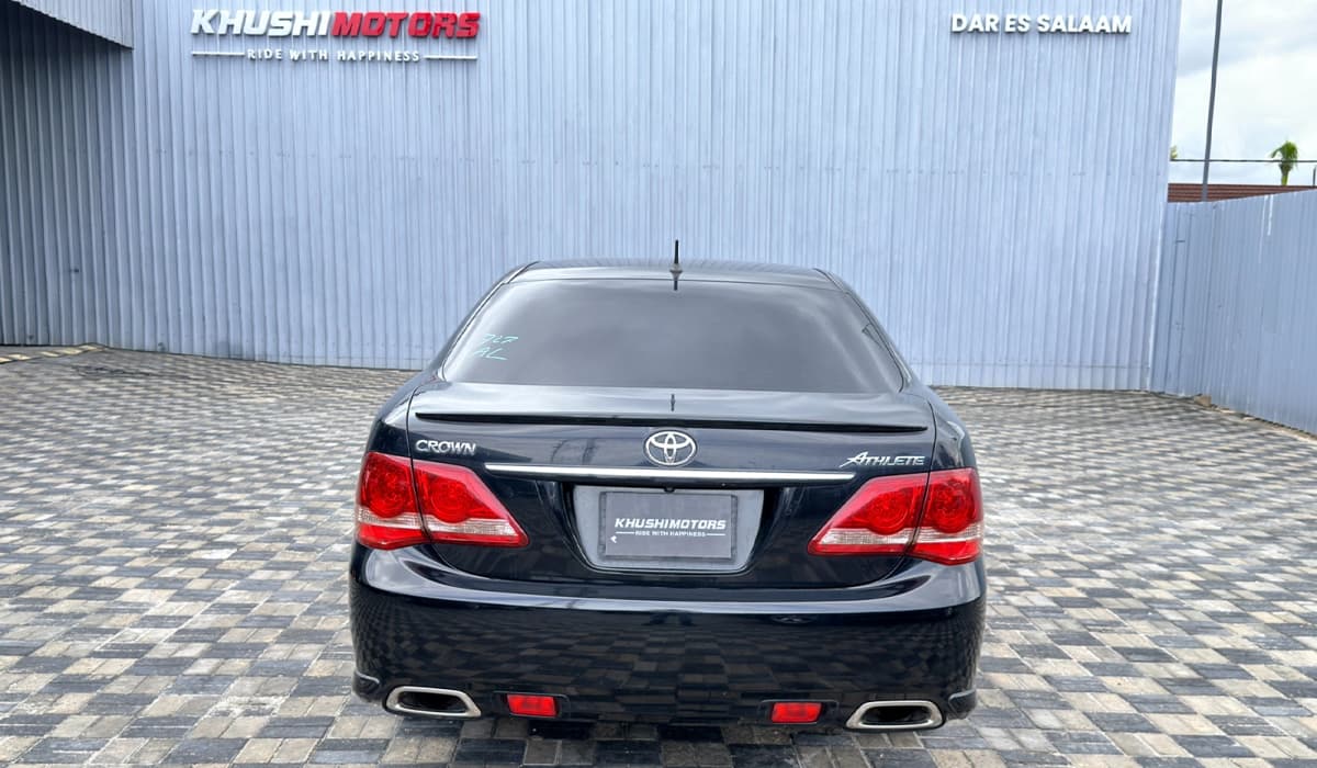 2008 Toyota Crown Athlete image-6