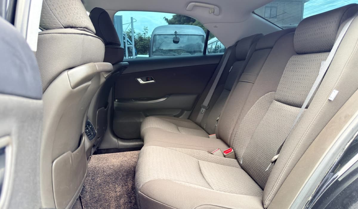 2008 Toyota Crown Athlete image-9
