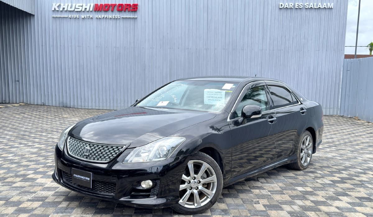2008 Toyota Crown Athlete image-2