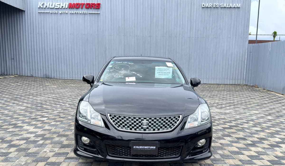 2008 Toyota Crown Athlete image-3