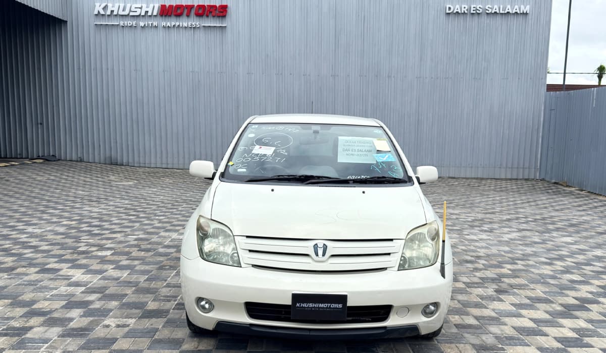 2003 Toyota IST S L Edition image-2