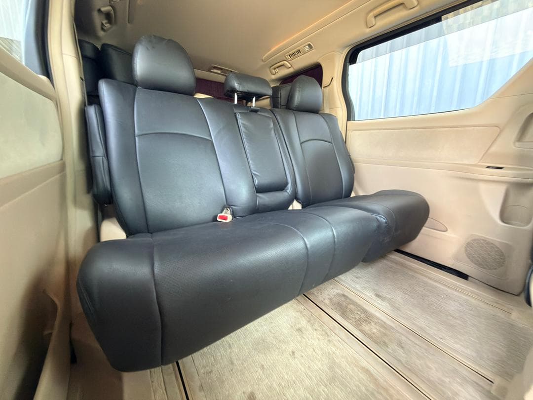 2008 Toyota Alphard 240X image-8