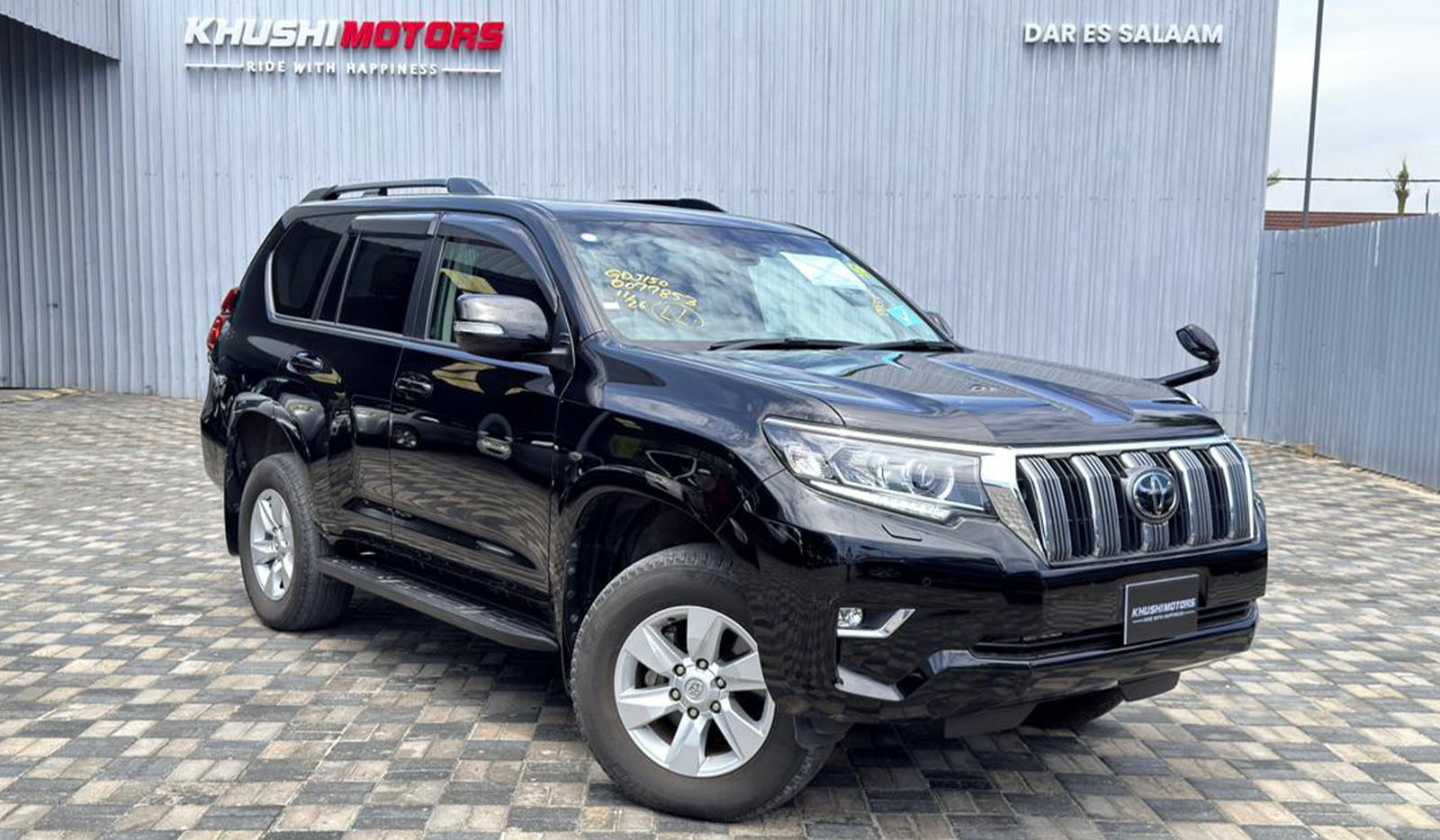 2022 Toyota Land Cruiser Prado TX image-1