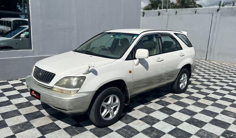1999 Toyota Harrier image-9