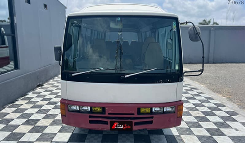 1991 Nissan Civilian image-1