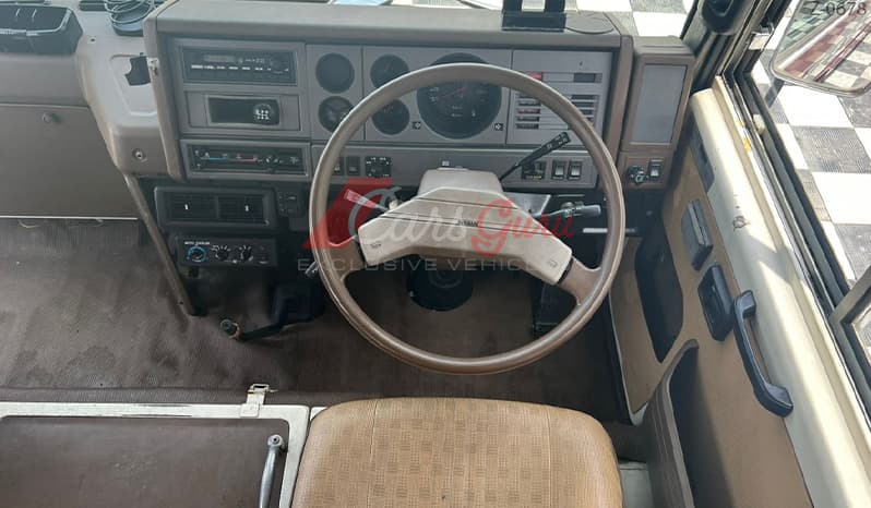 1991 Nissan Civilian image-5