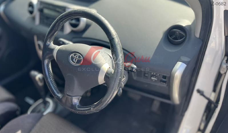 2003 Toyota IST image-14