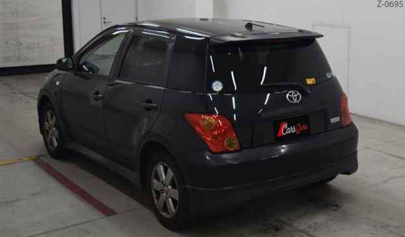 2004 Toyota IST image-3
